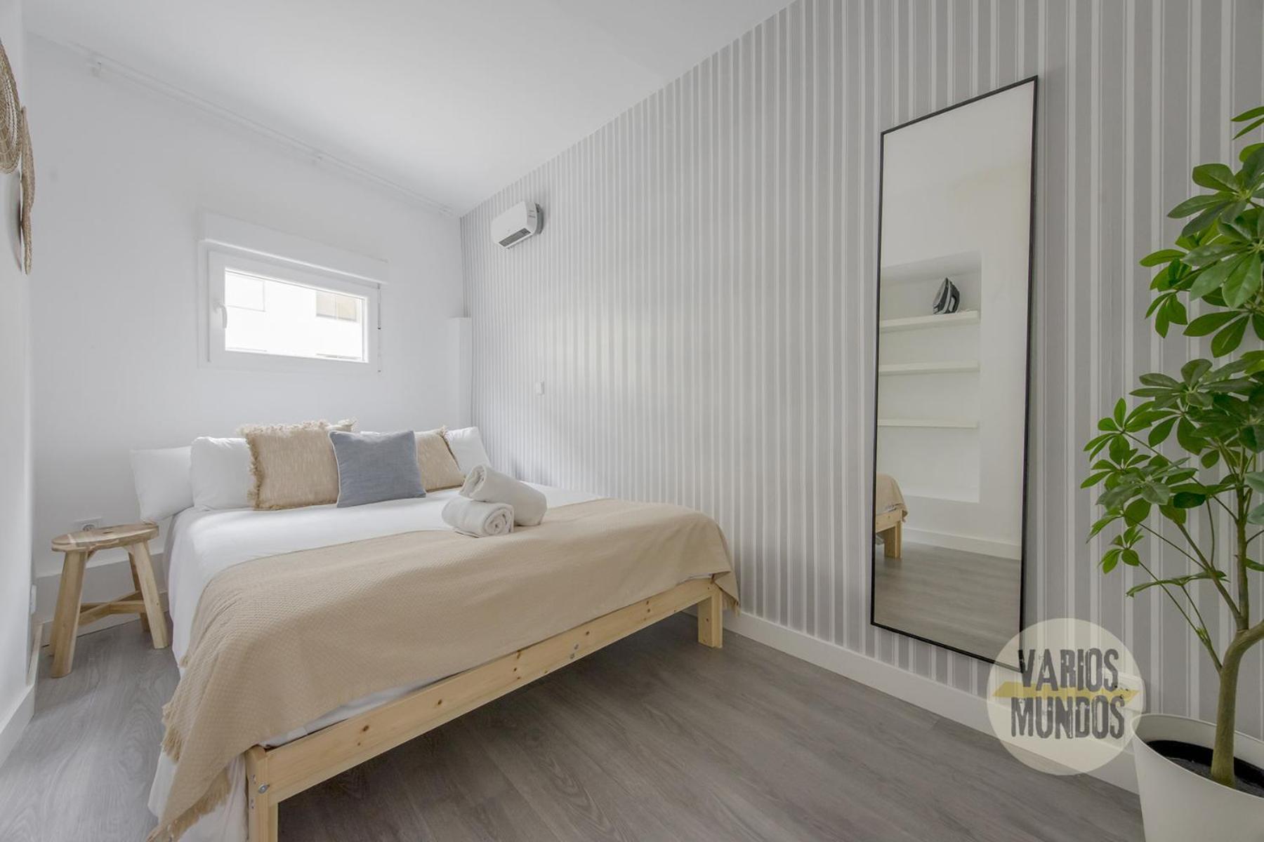 Atico Calle Silva Para 3Pax Con Terraza Esquina Con Gran Via E2 Madrid Exteriör bild