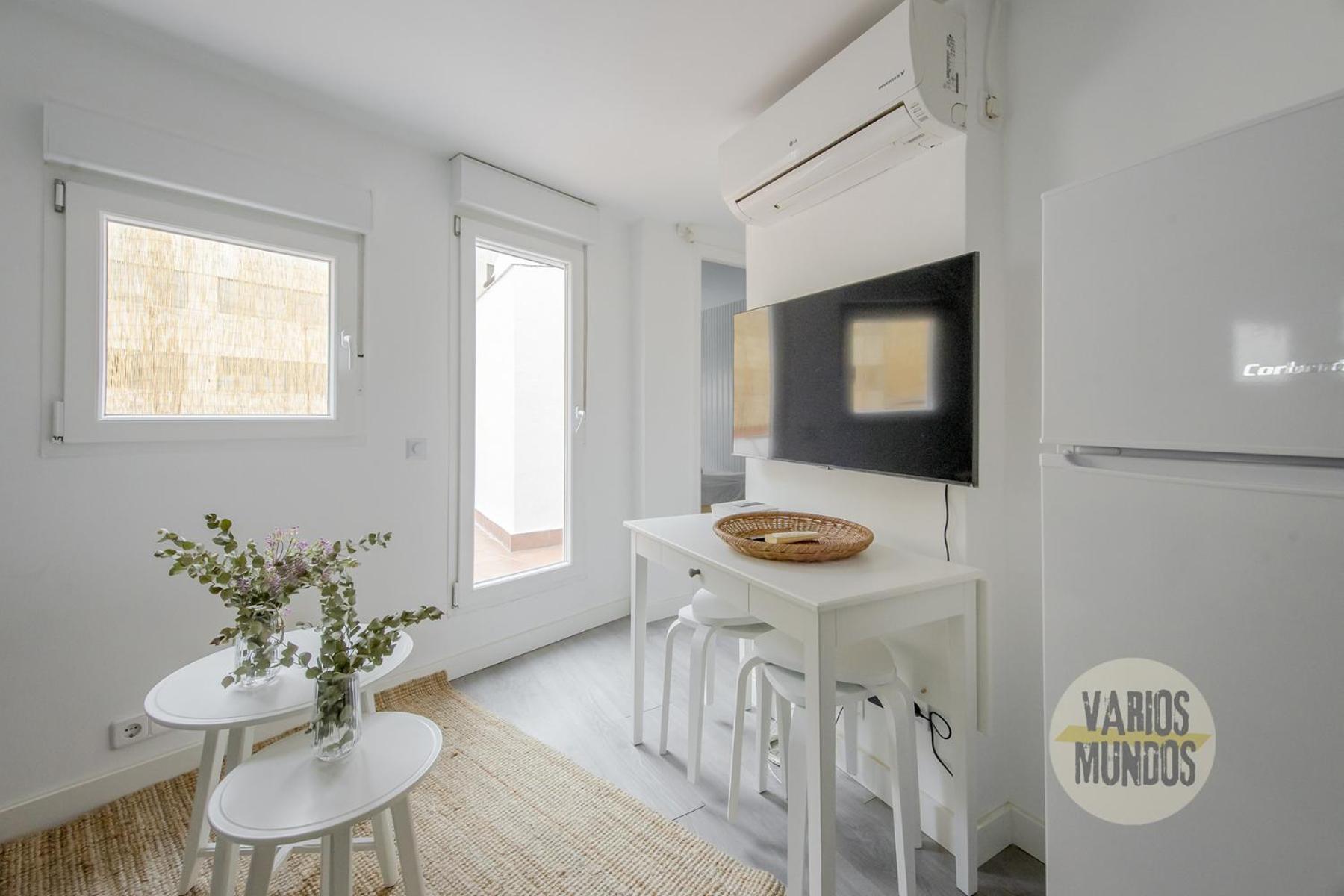Atico Calle Silva Para 3Pax Con Terraza Esquina Con Gran Via E2 Madrid Exteriör bild